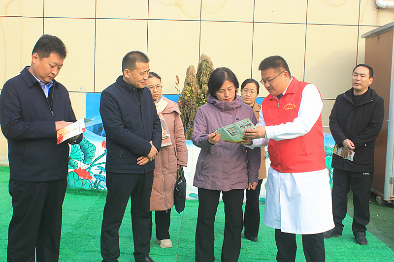 ʡ����܊�˷���(w��)�������oһ�Ё�|���o��Ժ����܊�˷���(w��)�Aվ�{(di��o)��